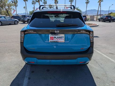 Certified 2025 Nissan Kicks SR FWD image 8