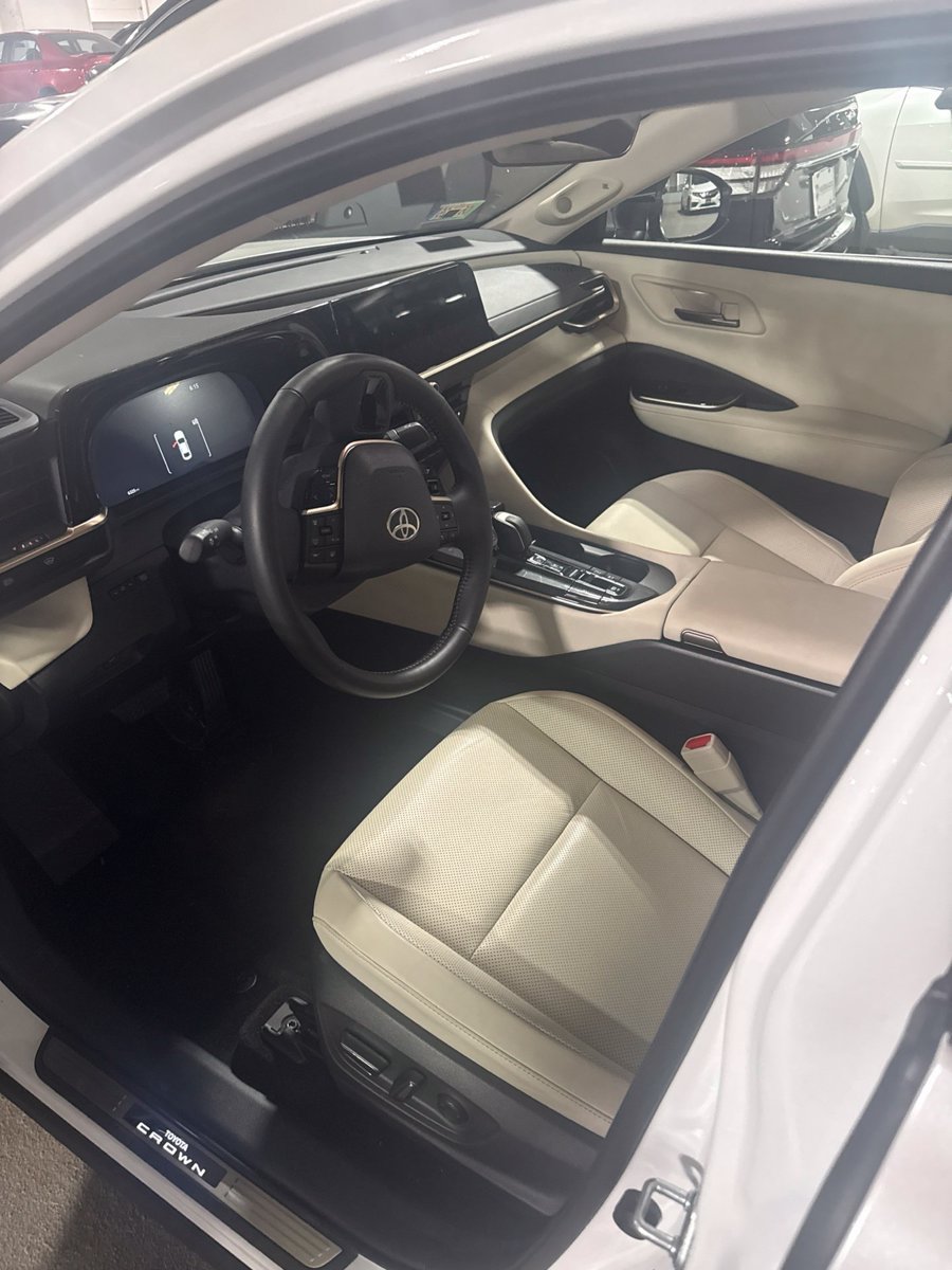Used 2026 Toyota Crown w/ Advanced Technology Package AWD/4WD image 10
