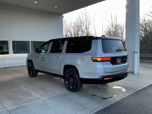 Used 2024 Jeep Grand Wagoneer L Series II w/ Quick Order Packagew 28T image 20