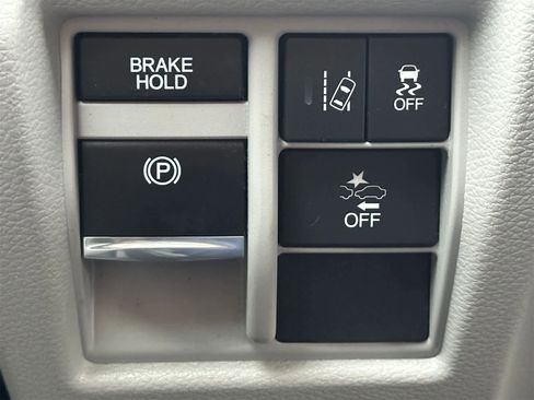 Used 2017 Acura MDX w/ Technology & Entertainment image 24