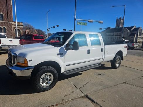 Used 1999 Ford F350 Lariat image 1