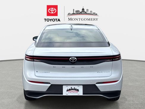 New 2026 Toyota Crown Platinum AWD/4WD image 4