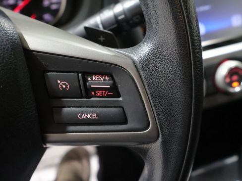 Used 2015 Subaru Crosstrek 2.0i Premium AWD/4WD image 32
