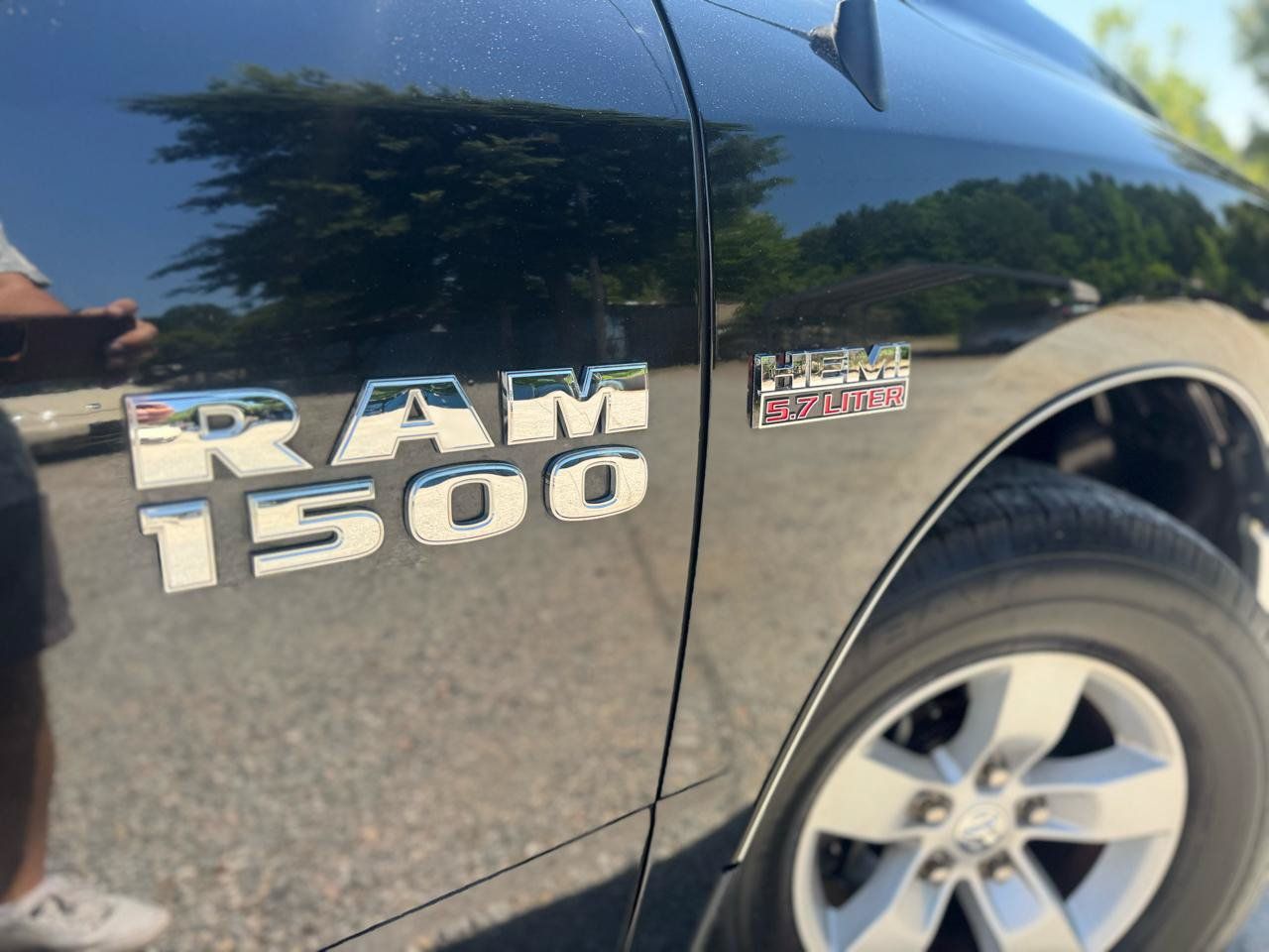 Used 2017 RAM 1500 Classic SLT RWD image 15
