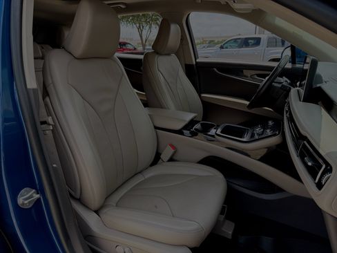 Used 2021 Lincoln Nautilus Reserve AWD/4WD image 25