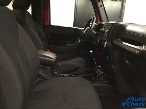 Used 2015 Jeep Wrangler Sport w/ Quick Order Package 23S AWD/4WD image 28