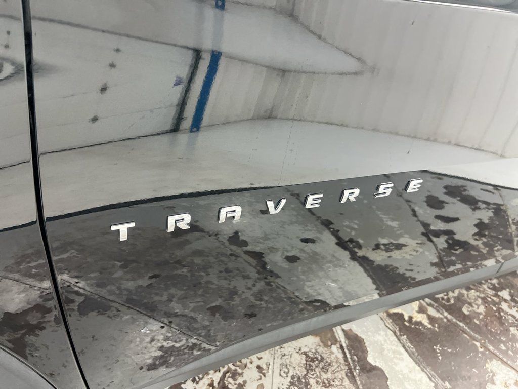 Used 2022 Chevrolet Traverse LT w/ LPO, Floor Liner Package AWD/4WD image 26