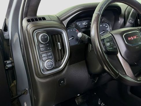 Used 2020 GMC Sierra 1500 AT4 w/ AT4 Premium Package AWD/4WD image 10