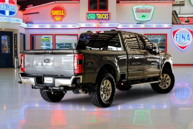 Used 2025 Ford F250 Lariat w/ Chrome Package AWD/4WD image 3