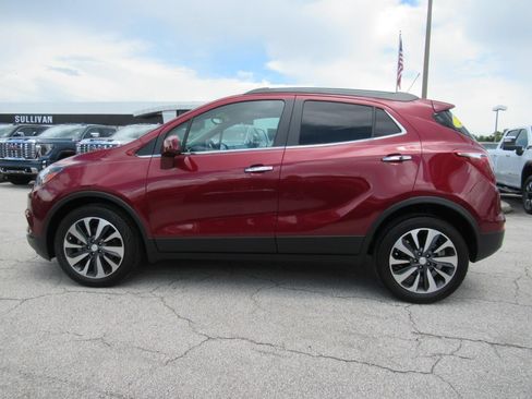 Used 2022 Buick Encore Preferred w/ Safety Package FWD image 4