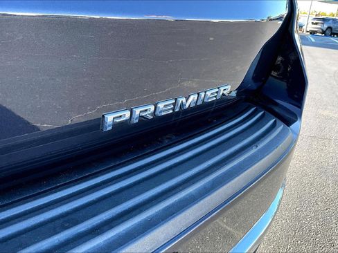 Used 2024 Chevrolet Tahoe Premier image 3
