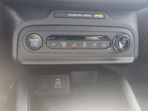 Used 2025 Ford Bronco Sport Outer Banks w/ Outer Banks Tech Package+ AWD/4WD image 14