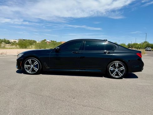 Used 2017 BMW 740i RWD image 4