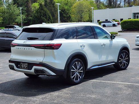 Certified 2023 INFINITI QX60 Sensory w/ Cargo Package AWD/4WD image 3