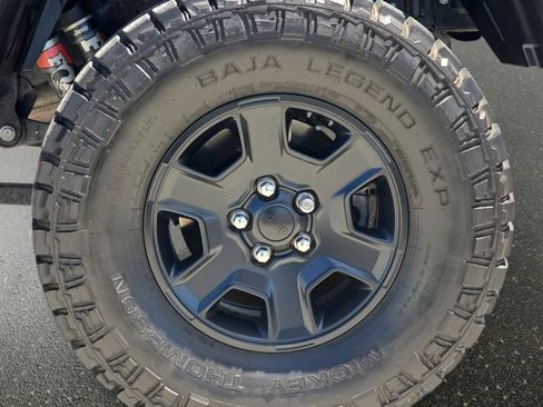 Used 2023 Jeep Gladiator Mojave w/ LED Lighting Group AWD/4WD image 35