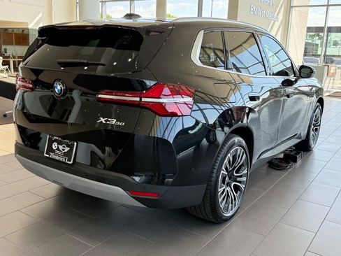 Used 2026 BMW X3 xDrive30 w/ Convenience Package AWD/4WD image 3
