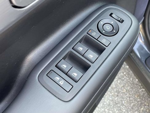 Certified 2025 Hyundai Santa Fe Limited FWD image 16