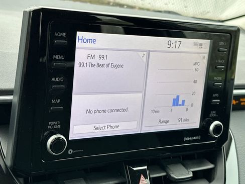 Used 2022 Toyota Corolla LE image 17