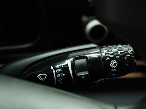 Used 2023 Hyundai Elantra SEL FWD image 20