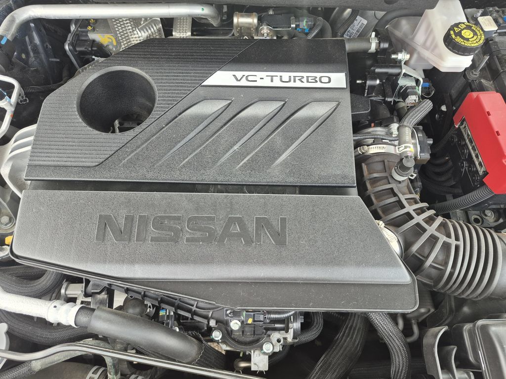 Used 2025 Nissan Rogue SV AWD/4WD image 17