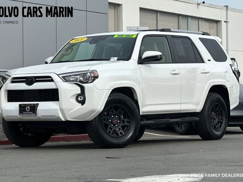 Used 2021 Toyota 4Runner SR5 image 1