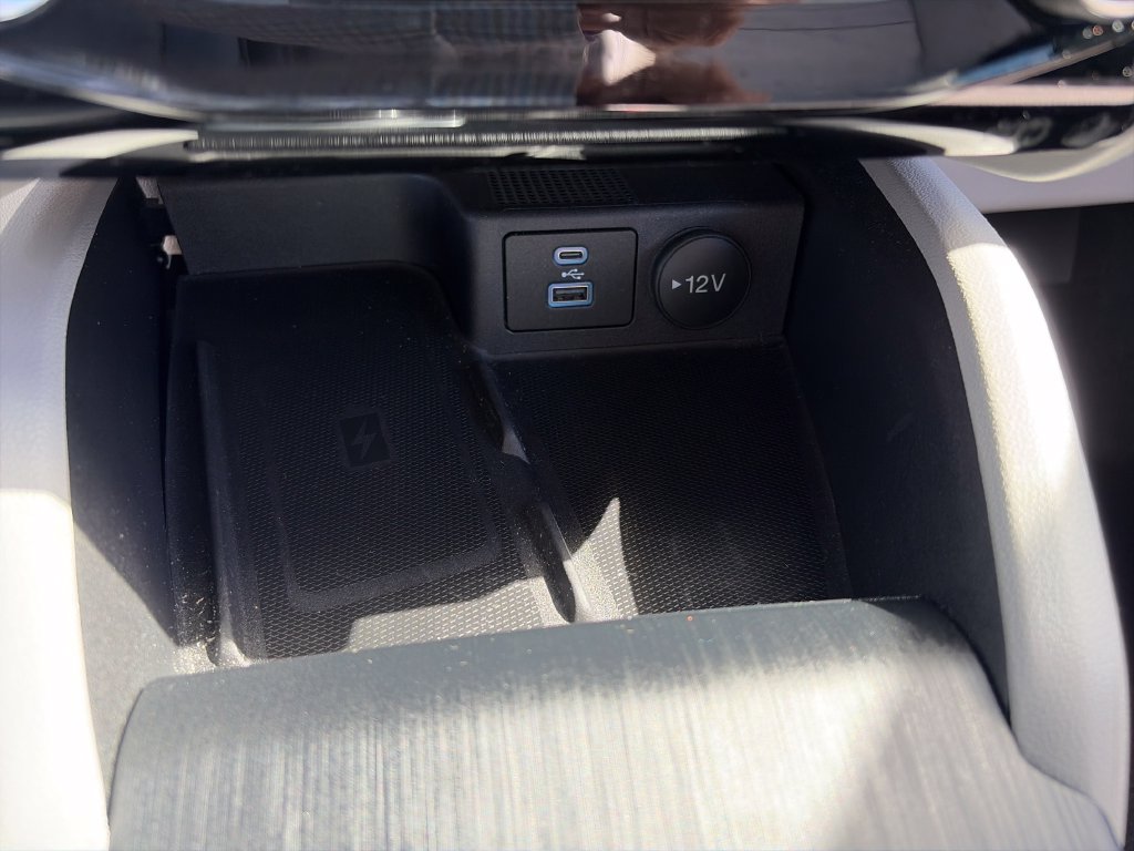 Used 2023 Ford Escape Platinum AWD/4WD image 26