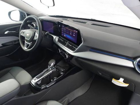 New 2026 Chevrolet Trax LT w/ Driver Confidence Package FWD image 29