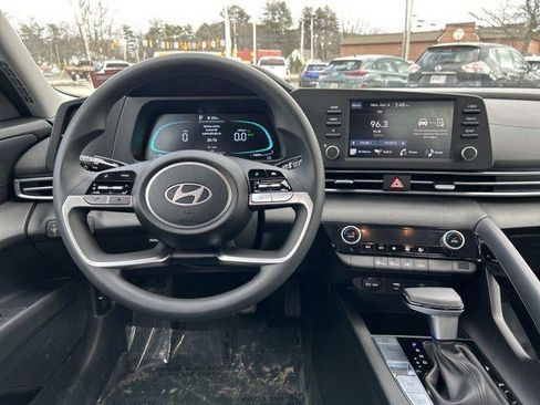 New 2026 Hyundai Elantra Hybrid FWD image 45
