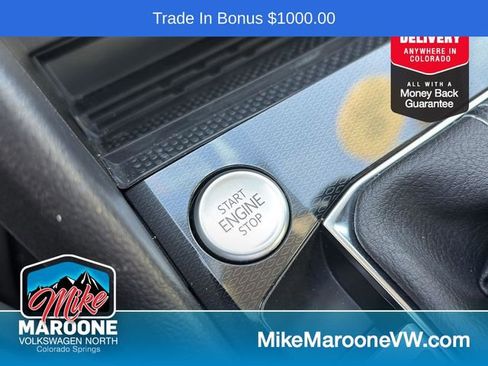 Certified 2025 Volkswagen Taos SEL image 29