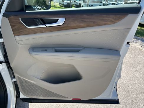 New 2026 Volkswagen Atlas SE FWD image 38