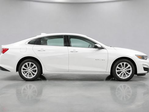 Used 2024 Chevrolet Malibu LT FWD image 11