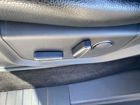 Used 2018 Ford F150 Lariat image 12