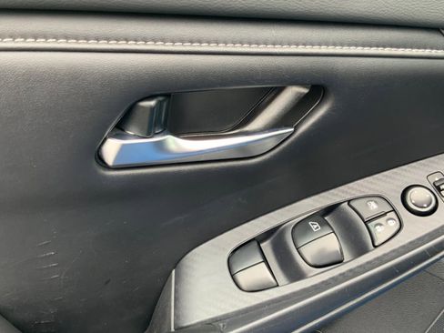 Used 2021 Nissan Sentra SV image 22