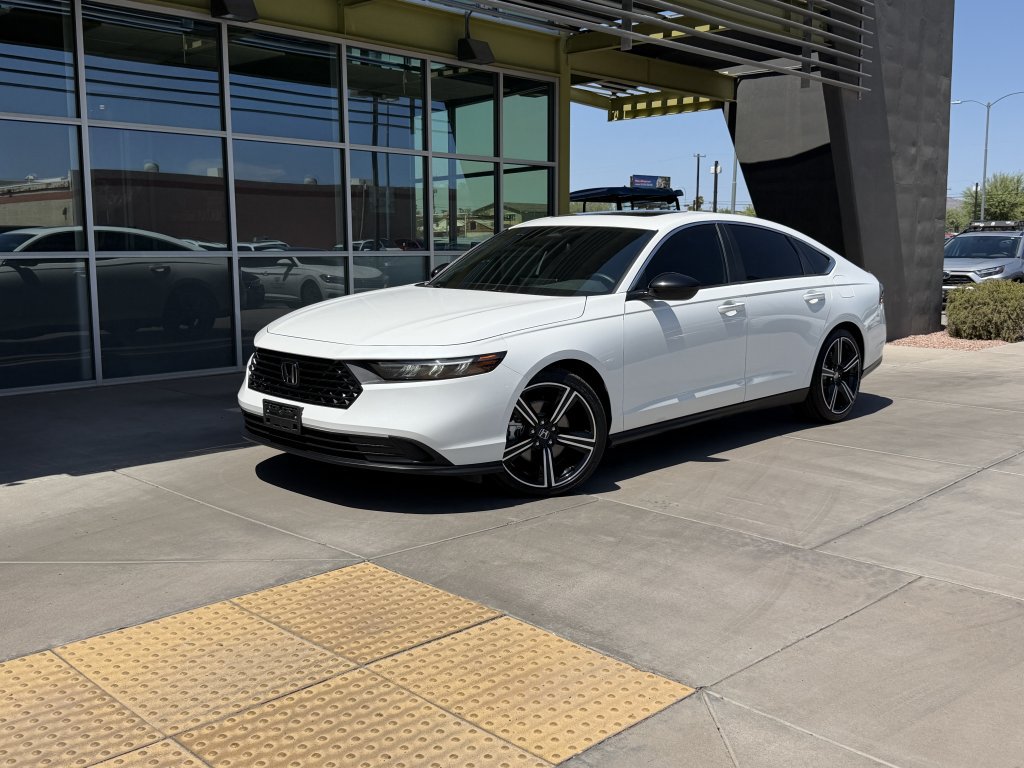 Used 2024 Honda Accord Sport image 1