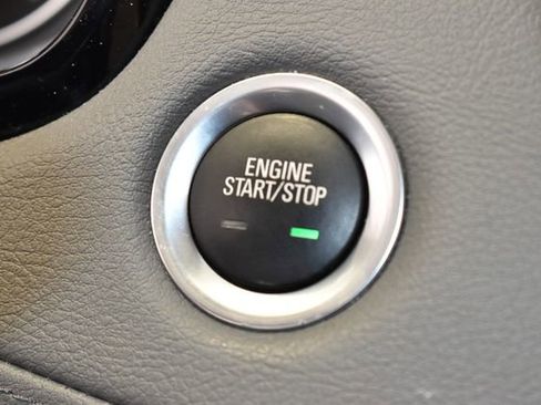 Used 2022 Cadillac XT5 Premium Luxury w/ LPO, Floor Liner Package image 28