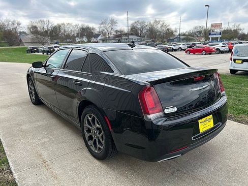 Used 2018 Chrysler 300 S w/ S Model Appearance Package AWD/4WD image 6