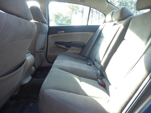 Used 2012 Honda Accord LX image 19