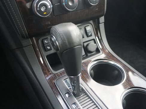 Used 2016 Chevrolet Traverse LT w/ Style and Technology Package image 31