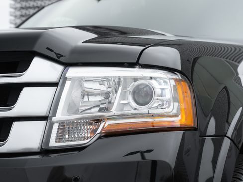 Used 2015 Ford Expedition EL Platinum image 39