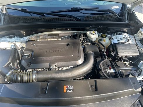 Used 2023 Buick Envision Essence image 28