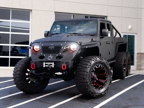 Used 2020 Jeep Gladiator Rubicon AWD/4WD image 2