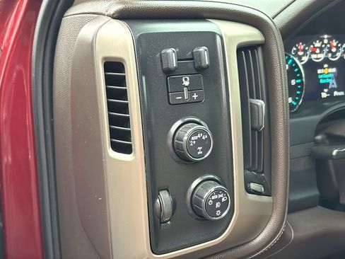 Used 2017 GMC Sierra 1500 Denali w/ Denali Ultimate Package AWD/4WD image 13