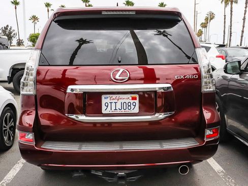 Used 2018 Lexus GX 460 Premium w/ Premium Package AWD/4WD image 8