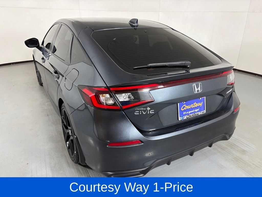 Used 2025 Honda Civic Sport image 8