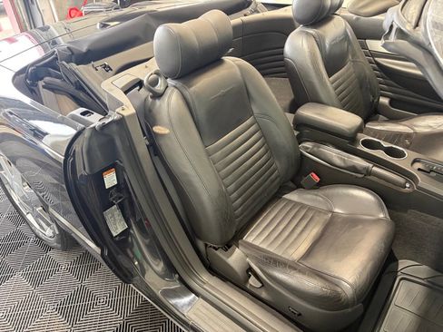 Used 2002 Ford Thunderbird RWD image 19