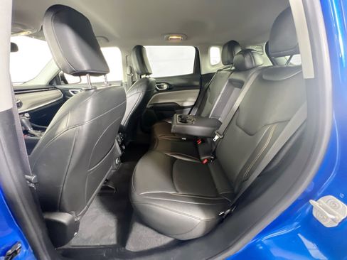 Used 2022 Jeep Compass Limited AWD/4WD image 23