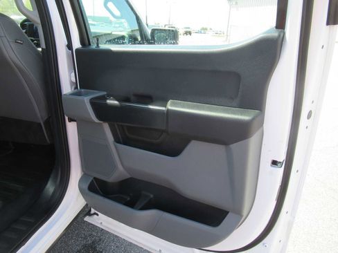 Used 2022 Ford F150 XL w/ Trailer Tow Package image 16