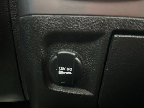 Used 2024 RAM 1500 Classic SLT AWD/4WD image 57