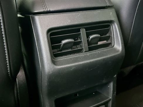 Certified 2022 Ford Edge SEL w/ Convenience Package image 13