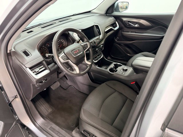 Used 2023 GMC Terrain SLE w/ Driver Convenience Package AWD/4WD image 17